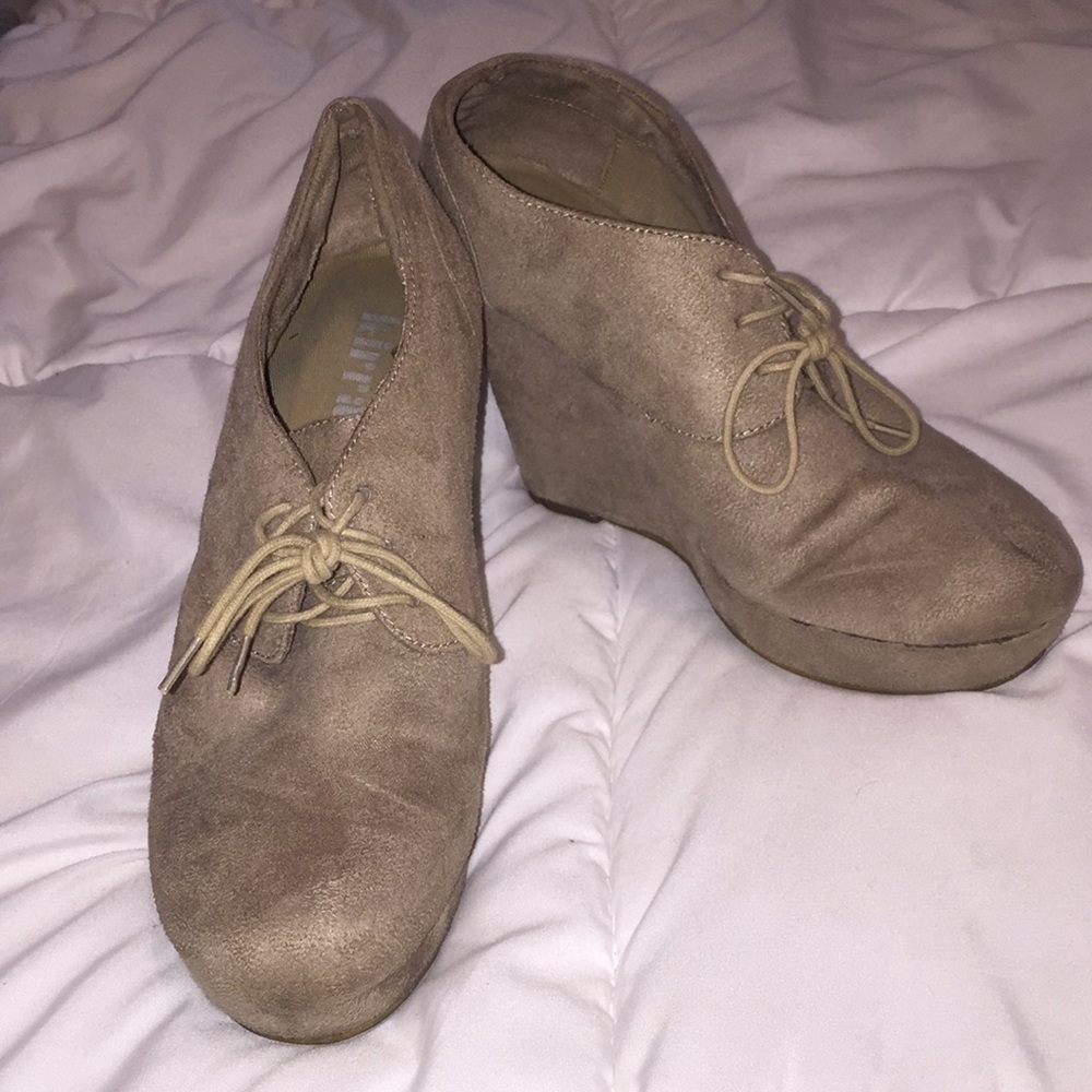 Kirra Wedges